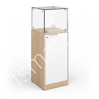 Стеклянный прилавок магазинный
